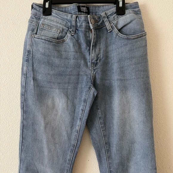 Simple Society Flare Low-Rise Fit Jeans 5/27 - Picture 4 of 7